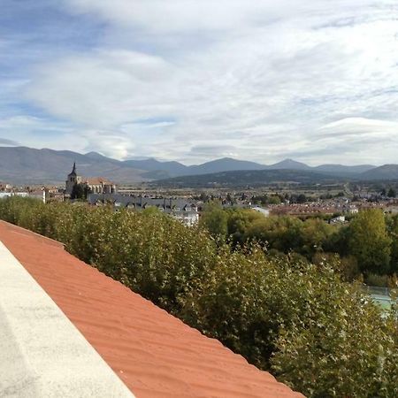 Piso Centrico En El Espinar Apartment Екстериор снимка